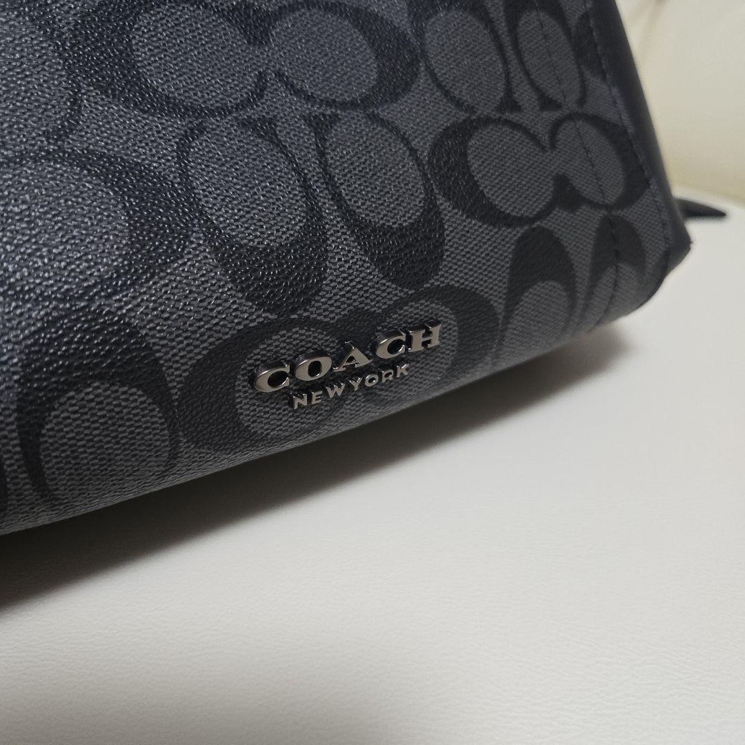 コーチ ボディバッグ 黒