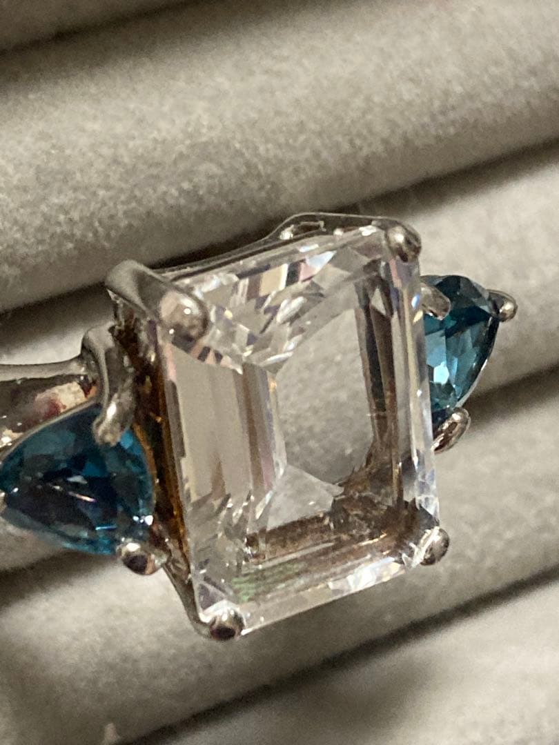 ト*ー様 【超爆安】ロンドンブルートパーズ ホワイトトパーズ？ リング 約22号