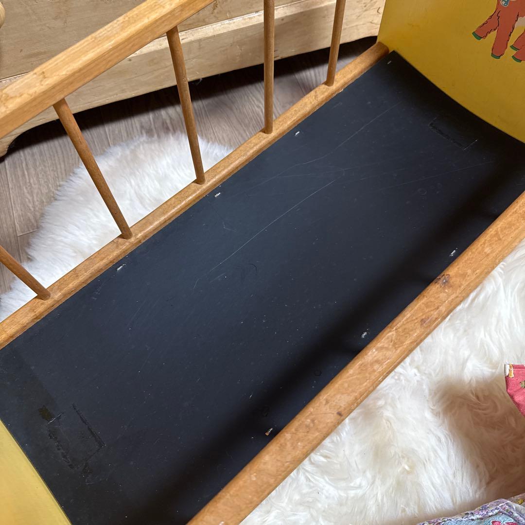 かわいいドールベッド　ラバードール　アンティーク　ビンテージ　シャビーシック