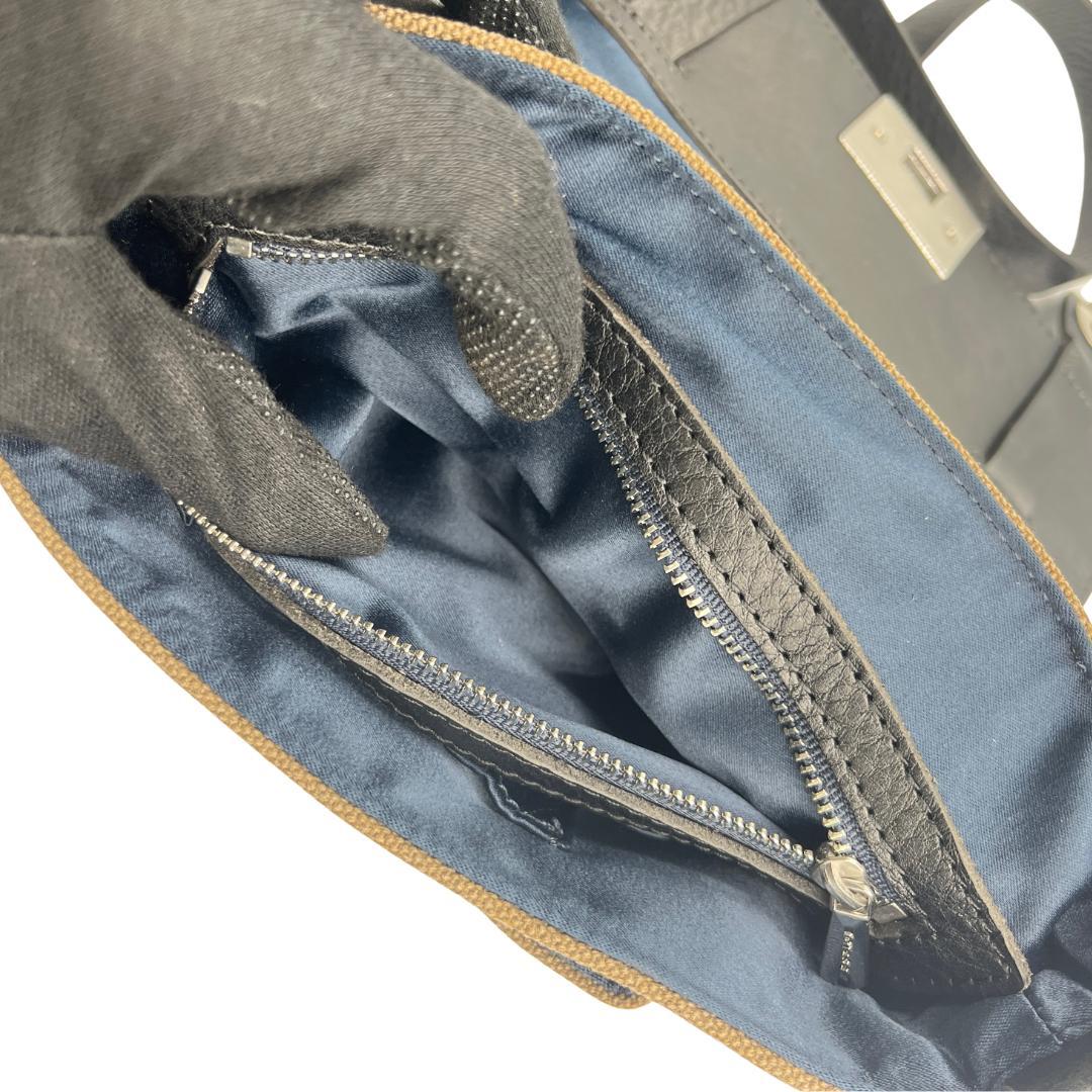 DIESEL（ディーゼル）ショルダーバッグ