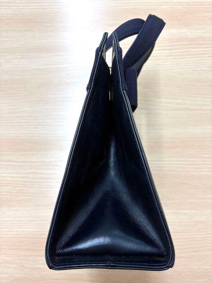 フェラガモ ヴァラリボン 2wayバッグ　ブラック　✨絶版入手困難✨　保存袋付き