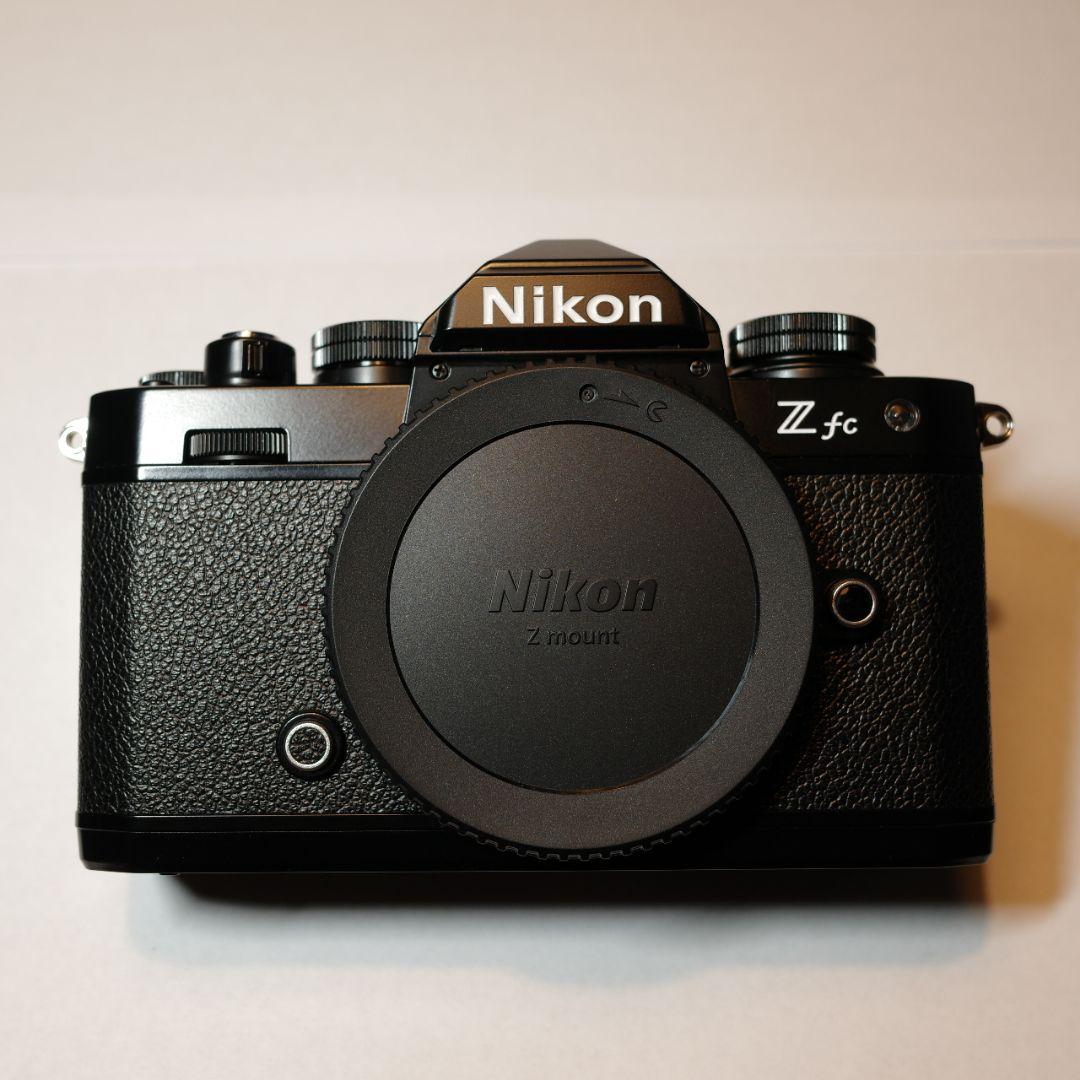Nikon Z fc ミラーレスカメラ