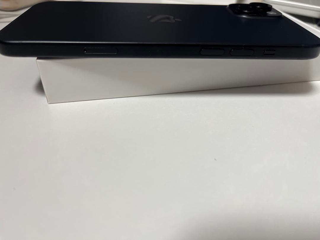 iPhone 15 plus 128gb SIMフリー