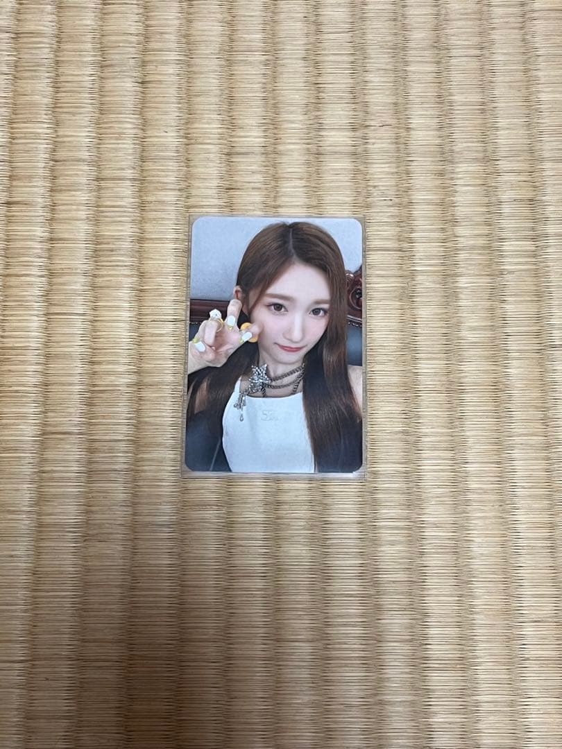 IVE After like open broadcast イソ トレカ