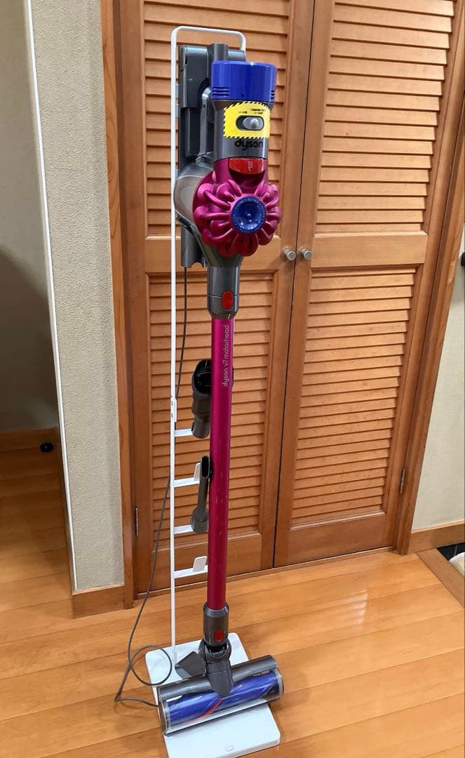 クール【dyson】SV11/HH11 V7 コードレスクリーナー