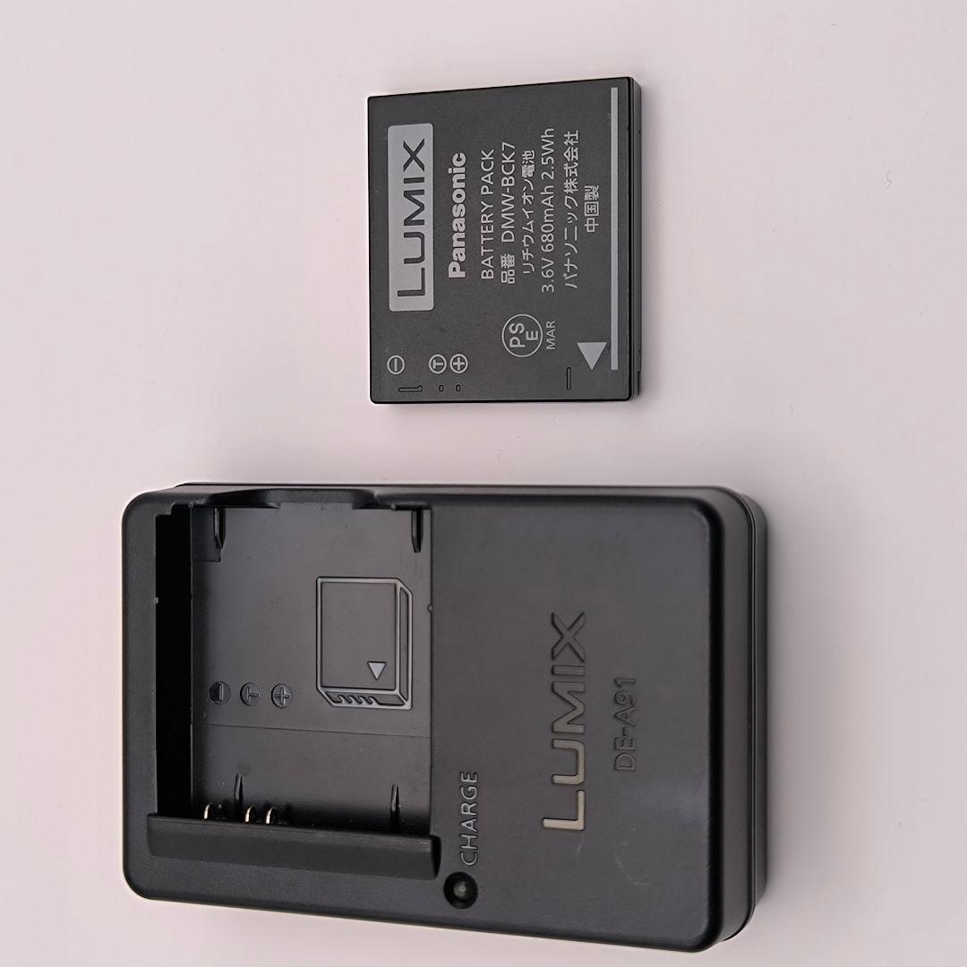 ケース付き美品　Panasonic LUMIX DMC-FX77 スエードブルー