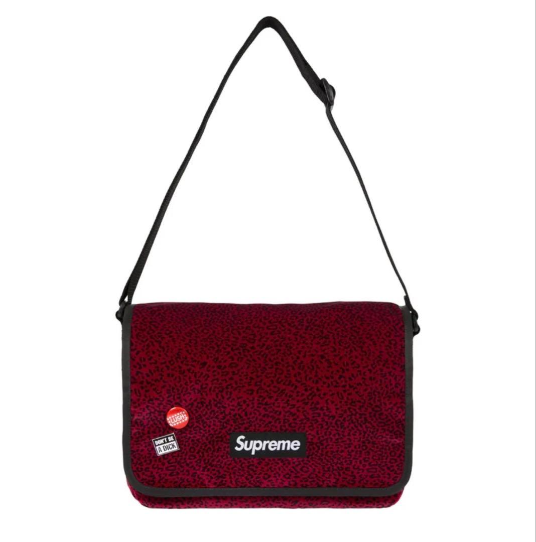 Supreme Velvet Messenger Bagレオパード柄