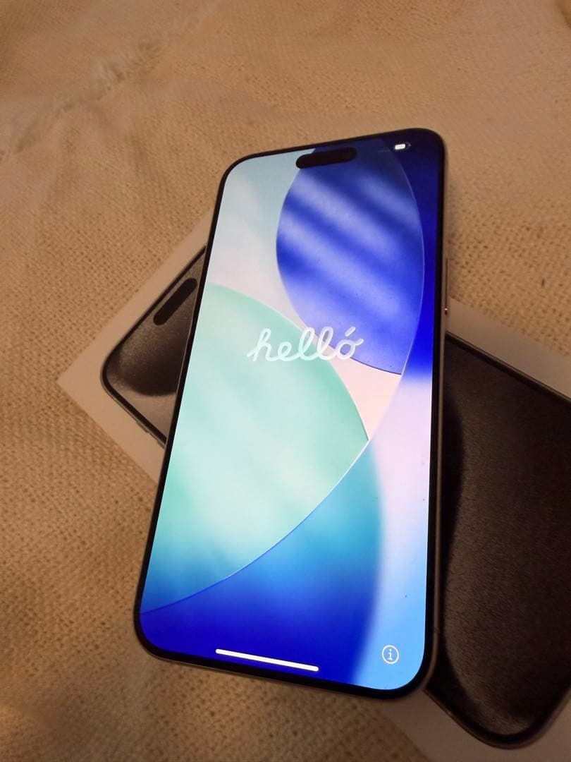 【美品】iPhone15ProMax 1TB ホワイトチタニウム SIMフリー