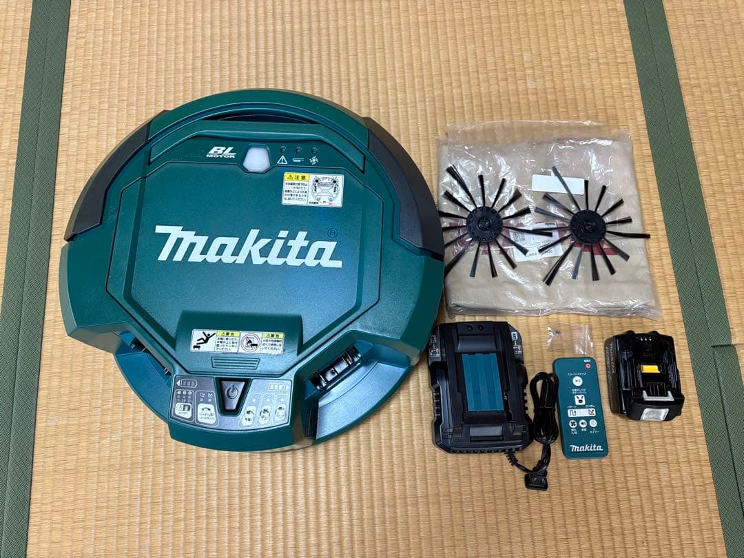 【動作確認済み】Makita ロボット掃除機 RC-200D バッテリー付き