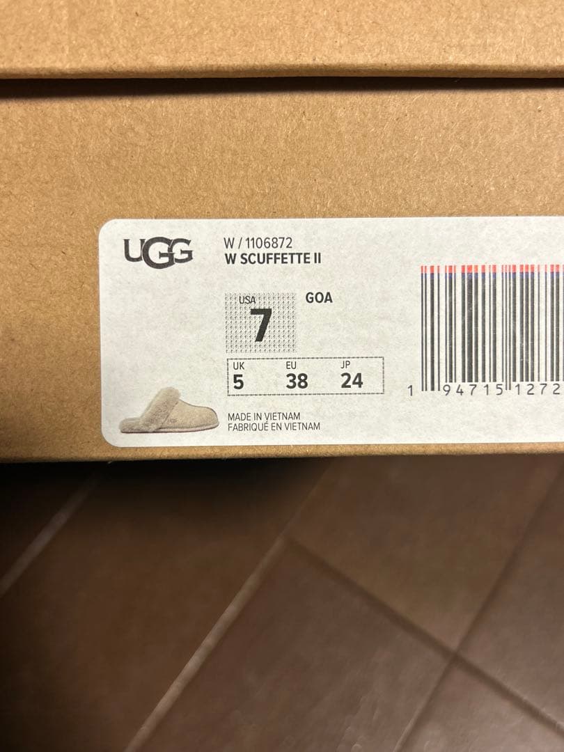 UGG SCUFFETTE II ルームシューズ スリッパ　サンダル　ゴート