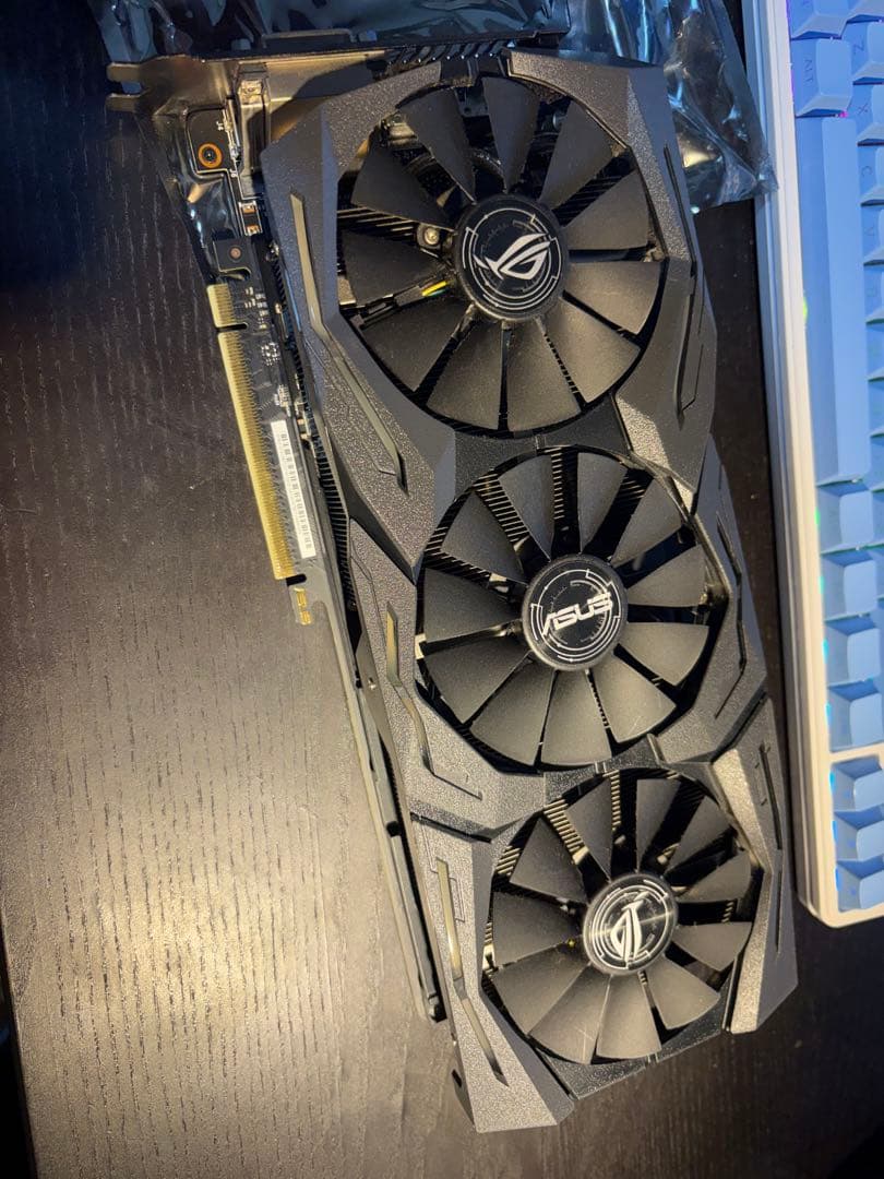 スマホ・タブレット・パソコン Asus Strix GeForce GTX1080ti