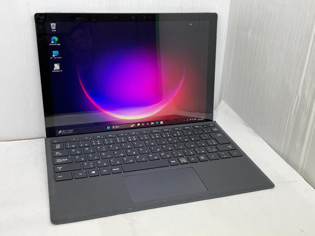 Microsoft Surface Pro 7　メモリ8GB　SSD256GB