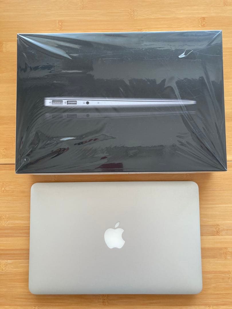 【ジャンク品】APPLE MacBook Air MC969J/A