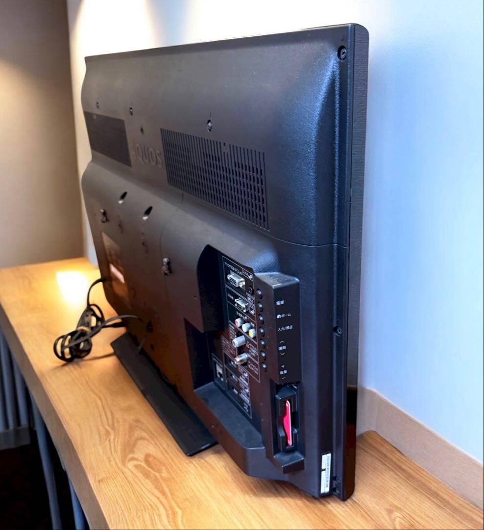 シャープ AQUOS LC-32H11 32型 ハイビジョン液晶テレビ