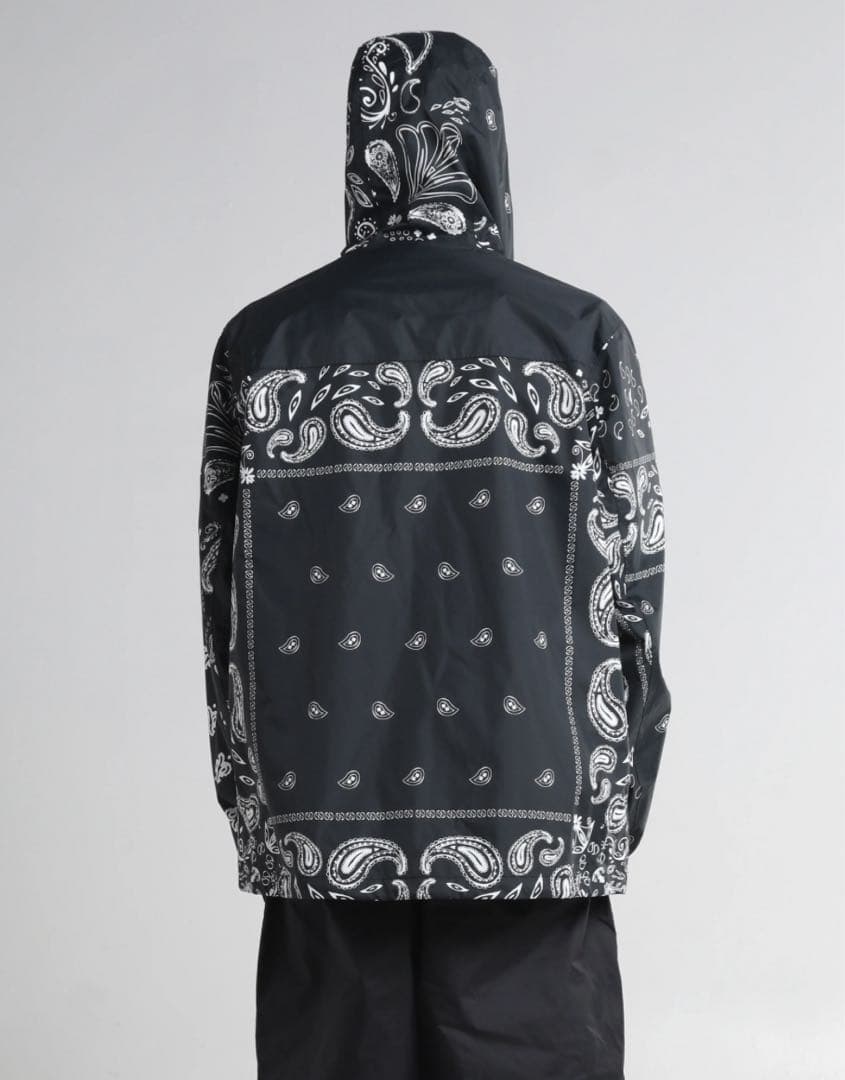 新品未使用！shaka wear ペイズリー柄　ナイロンジャケット