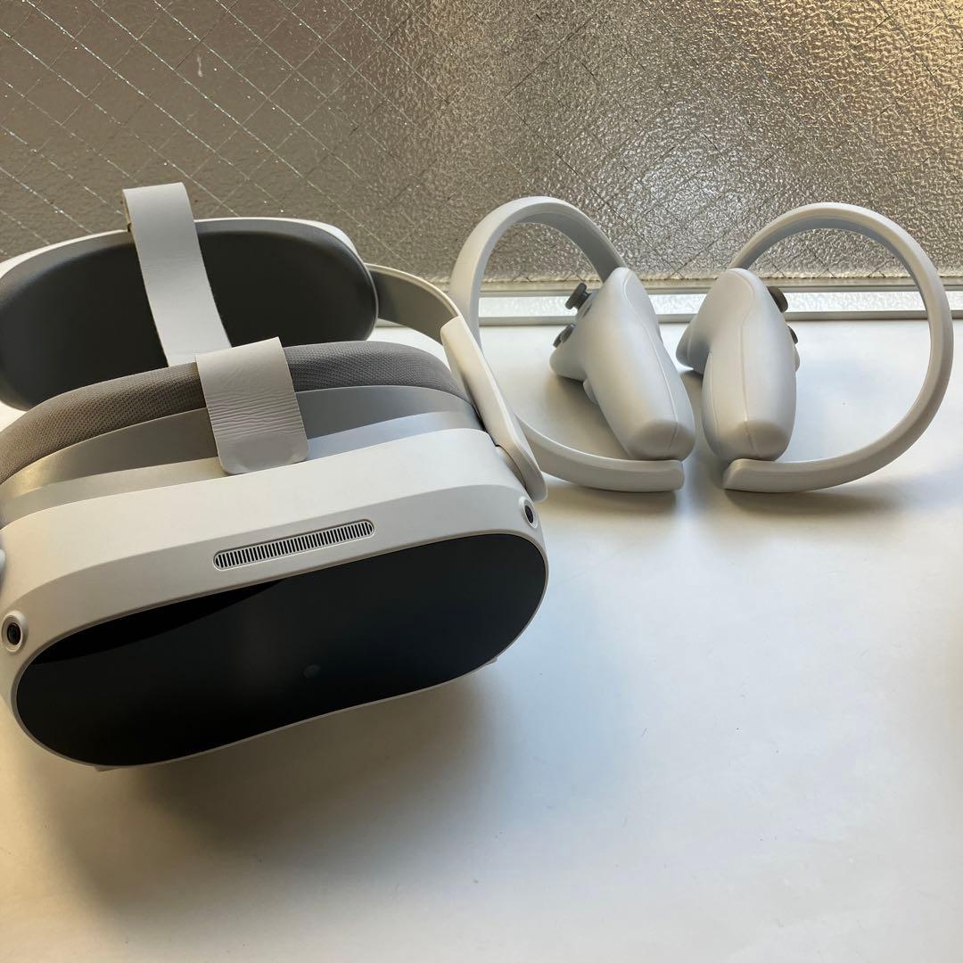 PICO4 VRヘッドセット