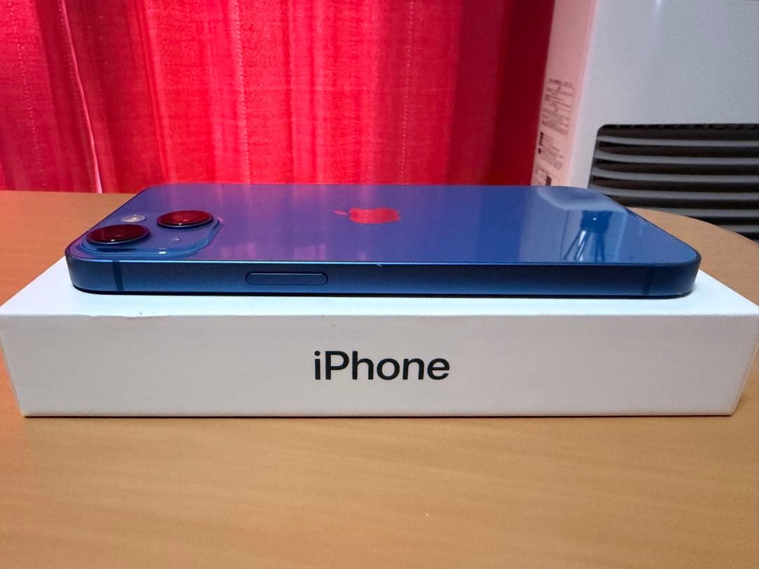 C*p様 Apple iPhone 13 512GB 本体 simフリー　おまけ