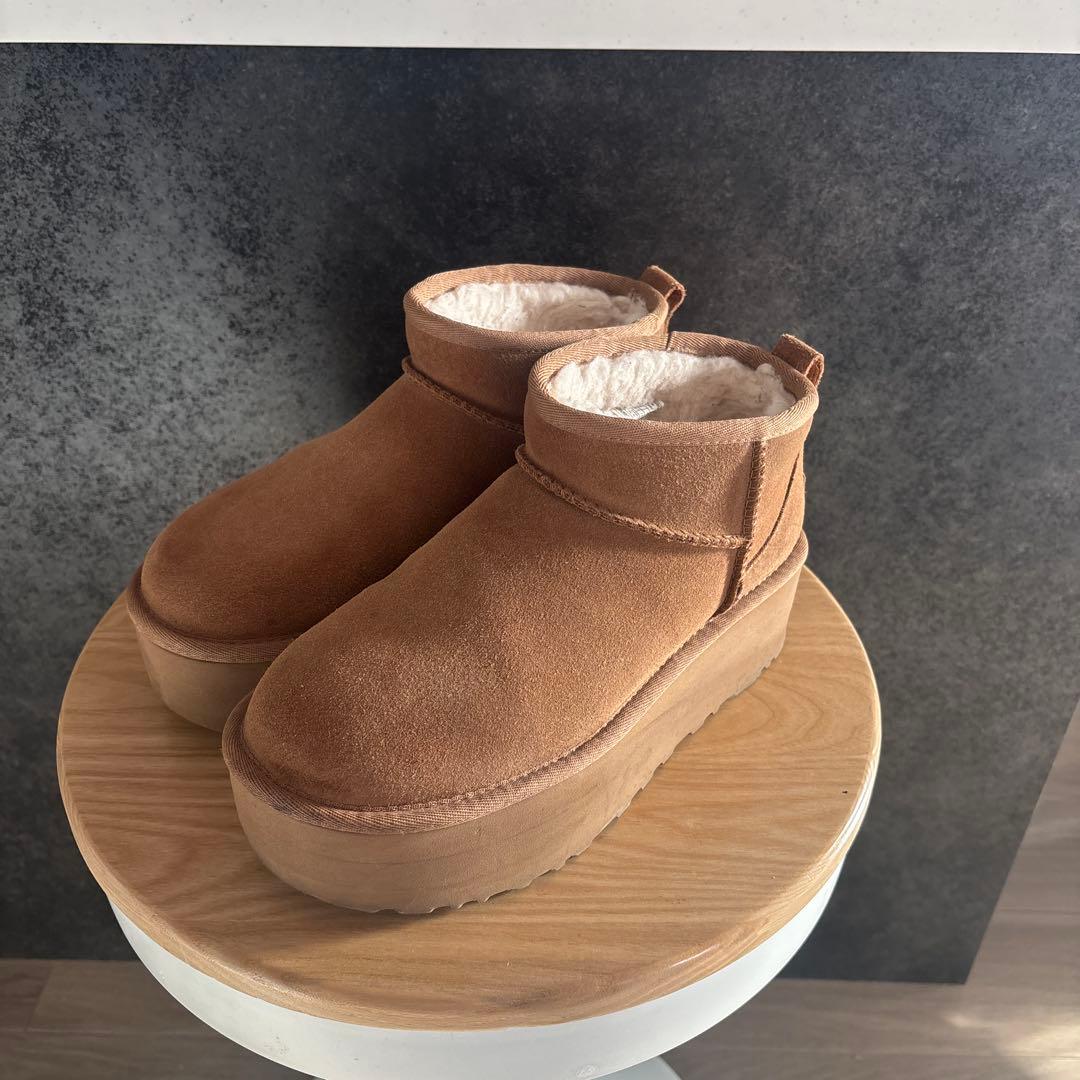 UGG 厚底ムートンブーツ 24cm ベージュ