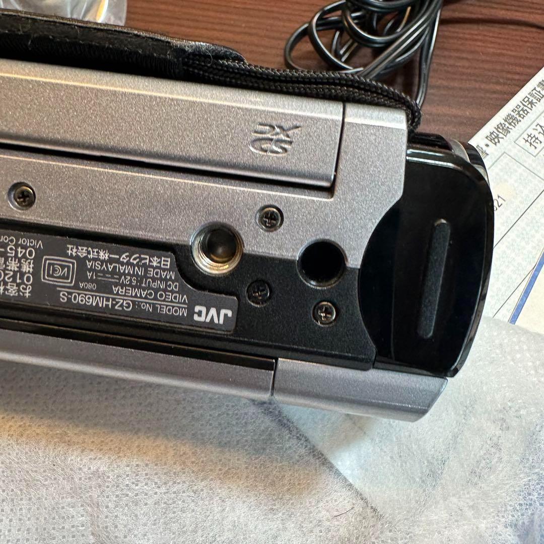 Victor JVC GZ-HM690-S ビデオカメラ 動作確認済み 0384