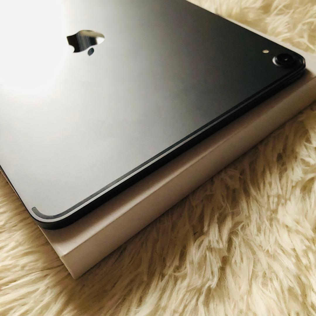 【完動品】iPad Pro 11 512GB 【すぐ発送】