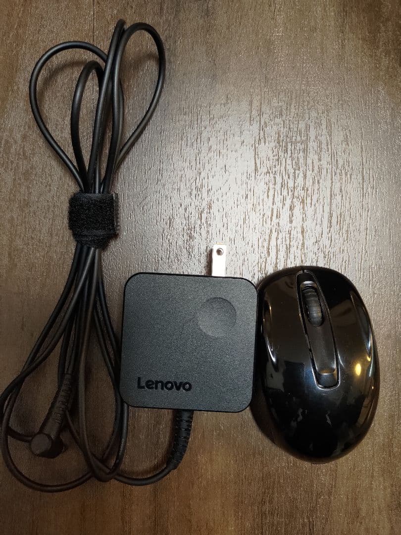 ノートパソコン LENOVO ideapad310/win10/i7-7500